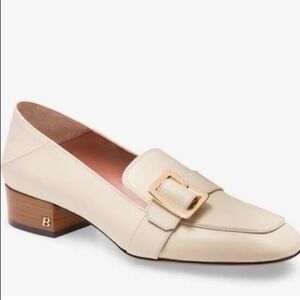 New! Bally Beige Loafers with Gold Accent Janelle pump size 36.5